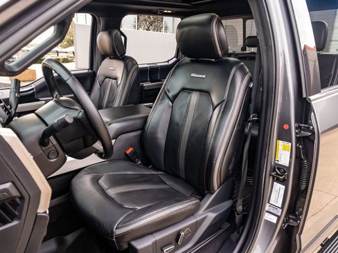 Used 2021 Ford F250 Platinum w/ FX4 Off-Road Package image 26