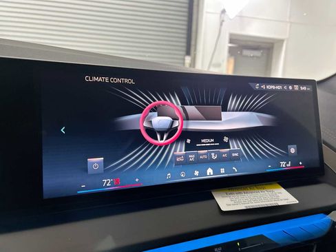 New 2026 BMW X3 xDrive30 w/ Premium Package image 17