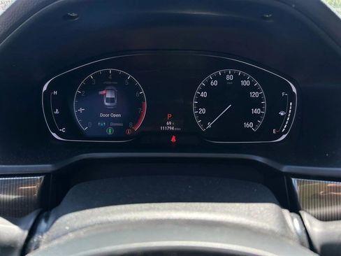 Used 2018 Honda Accord Sport image 11