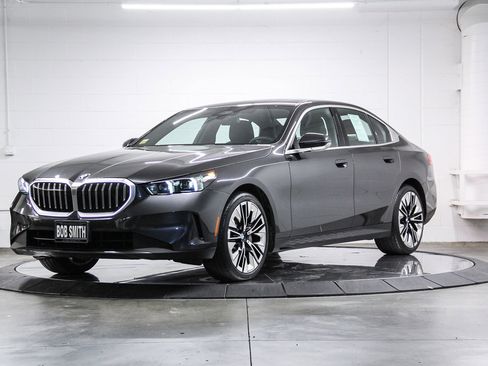 Used 2026 BMW 530i 530i image 3