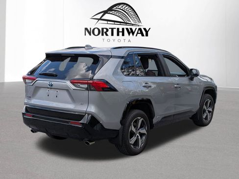 Used 2023 Toyota RAV4 SE w/ Weather & Moonroof Package AWD/4WD image 3