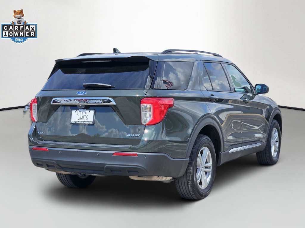 Used 2024 Ford Explorer XLT AWD/4WD image 5