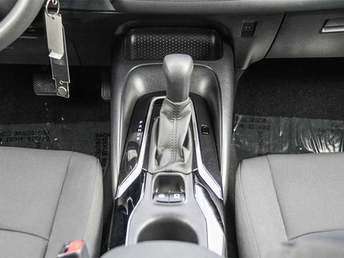 Used 2021 Toyota Corolla LE w/ Carpet Mat Package (TMS) image 11