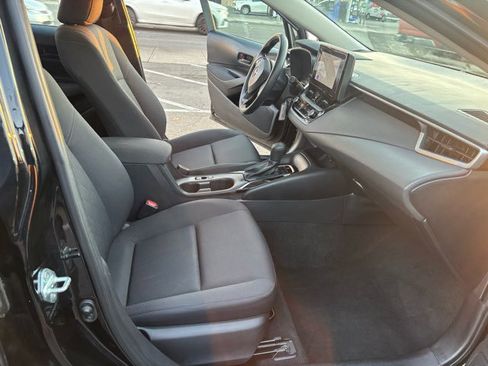 Used 2024 Toyota Corolla LE image 18