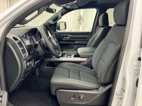 New 2026 RAM 1500 Big Horn AWD/4WD image 19