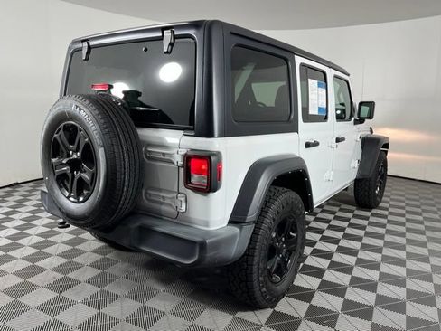 Used 2022 Jeep Wrangler Unlimited Sport AWD/4WD image 11