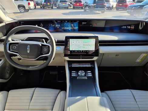 New 2026 Lincoln Nautilus Reserve image 6