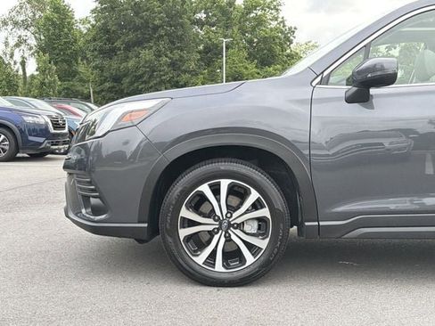 Certified 2023 Subaru Forester Limited AWD/4WD image 9