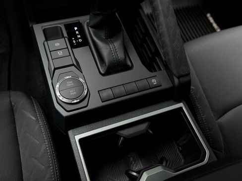 Used 2025 Toyota Tacoma SR5 image 22