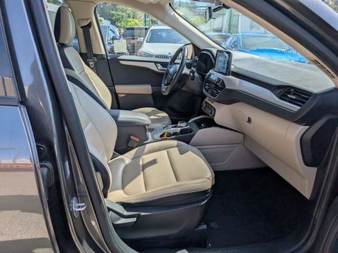 Used 2020 Ford Escape SE Sport FWD image 20
