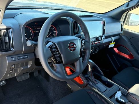 New 2026 Nissan Frontier Pro-X image 15