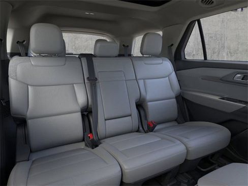 New 2025 Ford Explorer Active w/ Active Comfort Package image 11