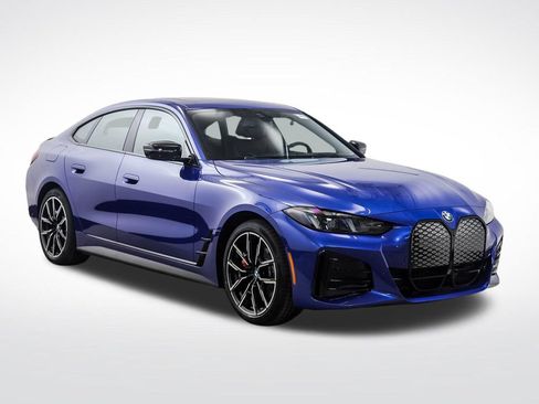Used 2026 BMW i4 xDrive40i w/ M Sport Package AWD/4WD image 7