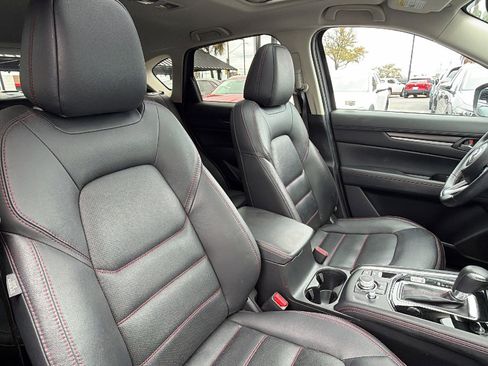 Certified 2025 MAZDA CX-5 Carbon Edition image 38