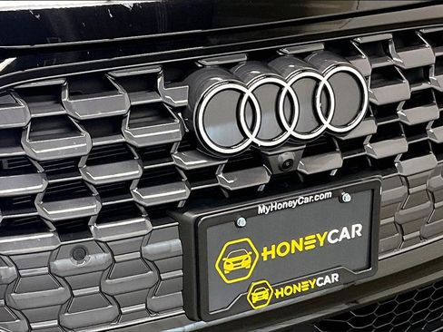 Used 2025 Audi Q5 Premium image 33