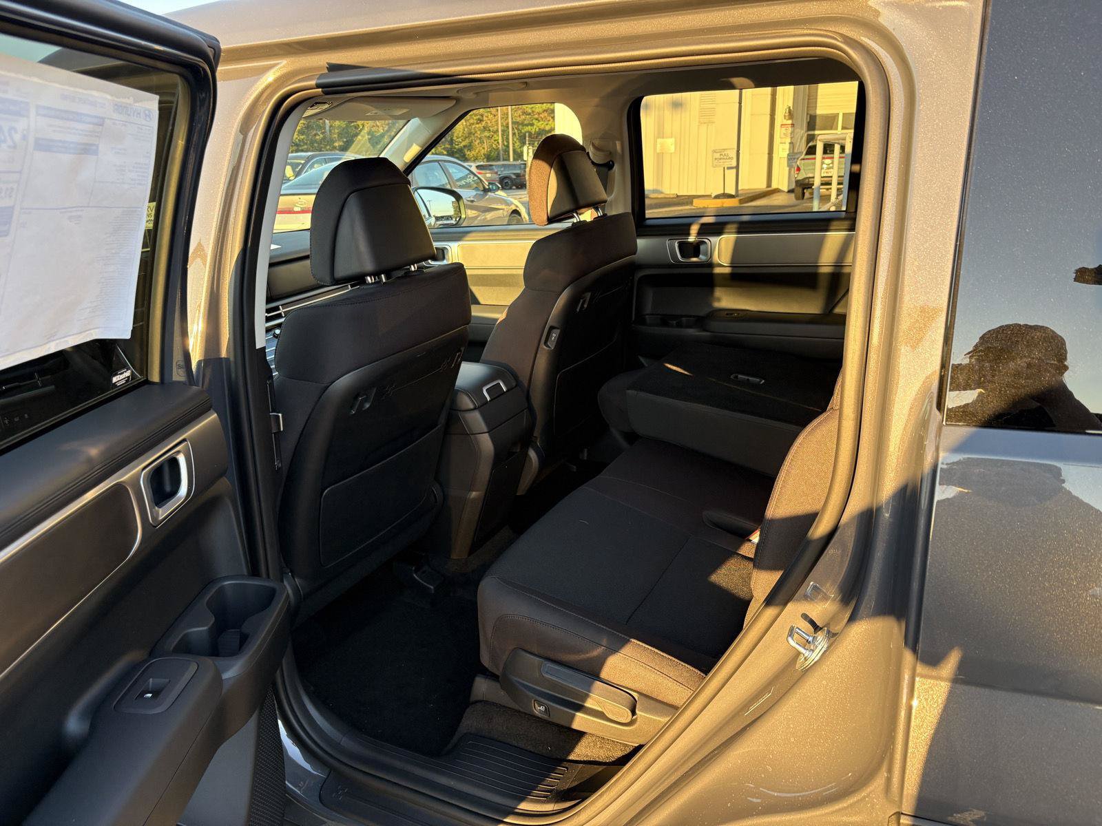 New 2027 Hyundai Santa Fe SE FWD image 18