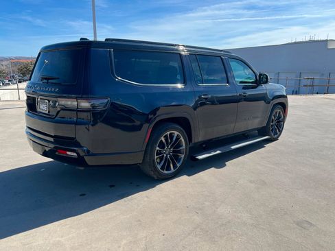 Certified 2024 Jeep Grand Wagoneer L Series II w/ Quick Order Packagew 28T image 5