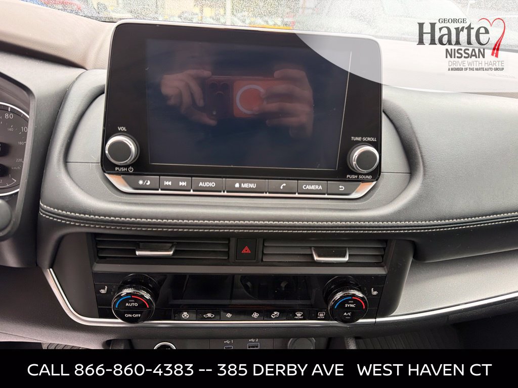 Certified 2023 Nissan Rogue SV w/ SV Premium B Package AWD/4WD image 15