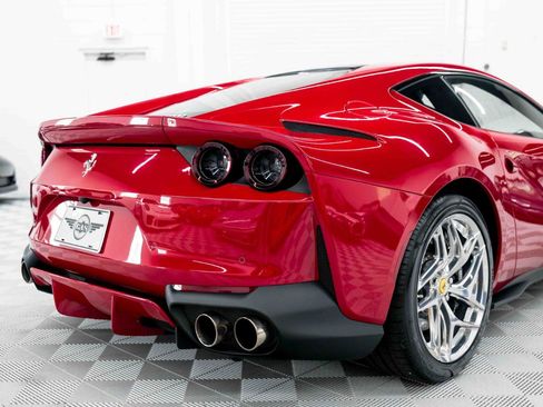Used 2018 Ferrari 812 Superfast RWD image 38