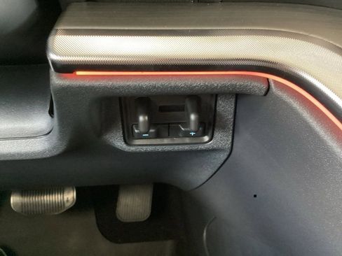 New 2025 Ford Expedition Platinum image 74