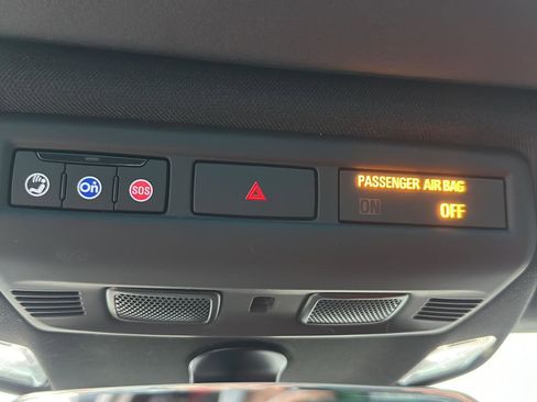 Used 2023 Chevrolet Corvette Stingray Coupe w/ Z51 Performance Package image 26