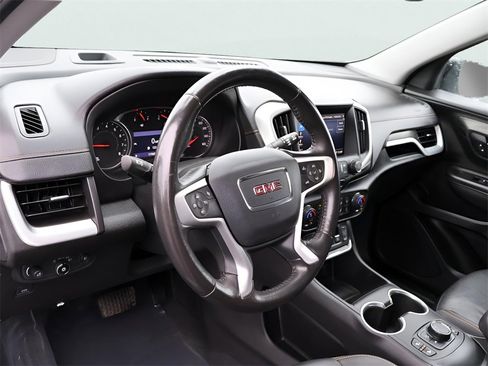 Used 2020 GMC Terrain SLT w/ Elevation Edition image 18