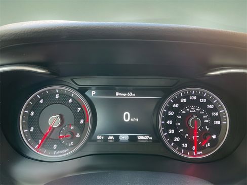 Used 2020 Genesis G70 2.0T w/ Prestige Package image 18