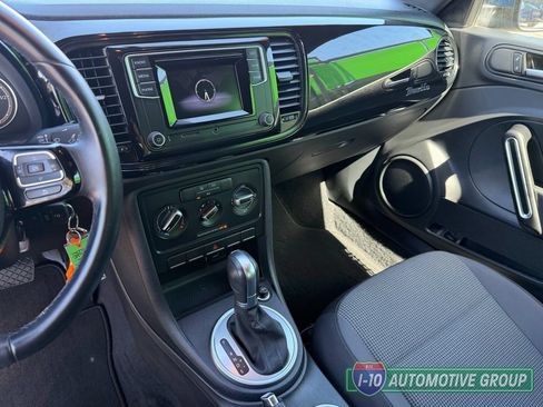 Used 2019 Volkswagen Beetle 2.0T S FWD image 26