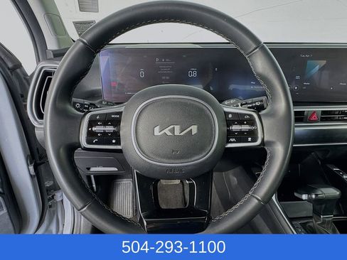 Used 2024 Kia Sorento EX FWD image 13