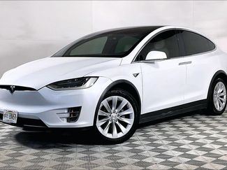 Used 2019 Tesla Model X 75D AWD/4WD video 1