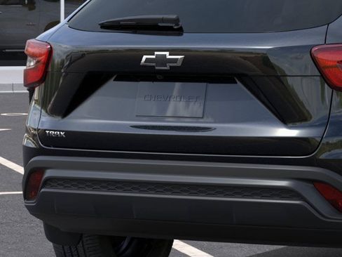 New 2026 Chevrolet Trax LS FWD image 14