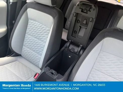 Used 2020 Chevrolet Equinox LS w/ LS Convenience Package AWD/4WD image 24
