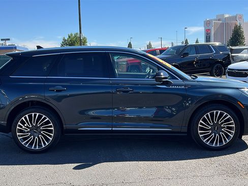 Used 2021 Lincoln Corsair Reserve w/ Equipment Group 201A AWD/4WD image 4