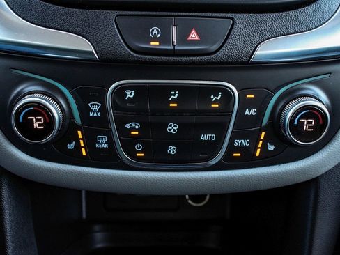 Used 2024 Chevrolet Equinox LT AWD/4WD image 23