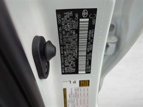 Certified 2023 Toyota Corolla SE image 28