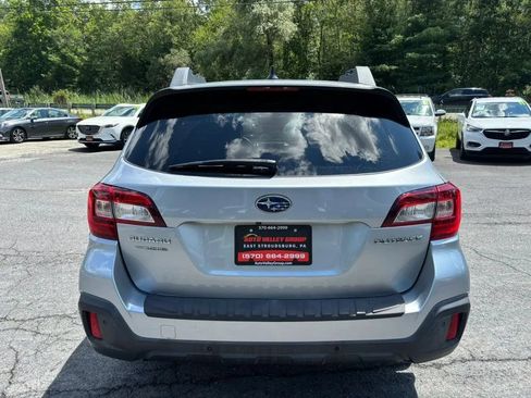 Used 2018 Subaru Outback 2.5i Limited AWD/4WD image 7