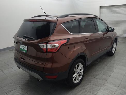 Used 2018 Ford Escape SE AWD/4WD image 9