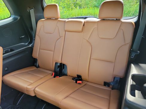 Used 2024 Kia Telluride EX X-Line AWD/4WD image 17