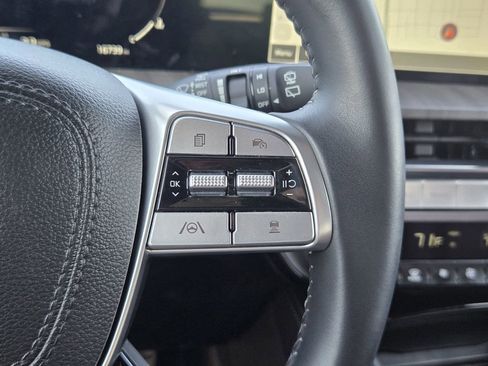 Used 2025 Kia Telluride SX FWD image 31