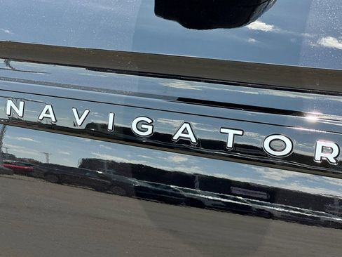 New 2026 Lincoln Navigator Black Label AWD/4WD image 28