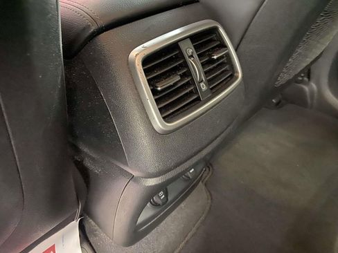 Used 2020 Kia Sorento FWD V6 image 14