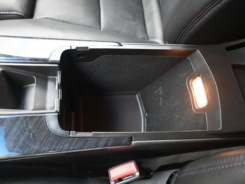 Used 2013 Cadillac XTS Platinum FWD image 26