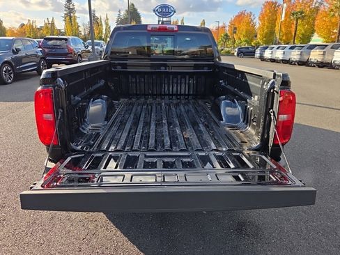 Used 2022 Chevrolet Colorado Z71 image 16