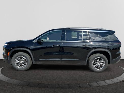 Used 2026 Chevrolet Traverse LT AWD/4WD image 1