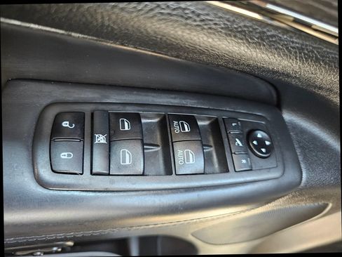 Used 2021 Jeep Grand Cherokee High Altitude AWD/4WD image 20