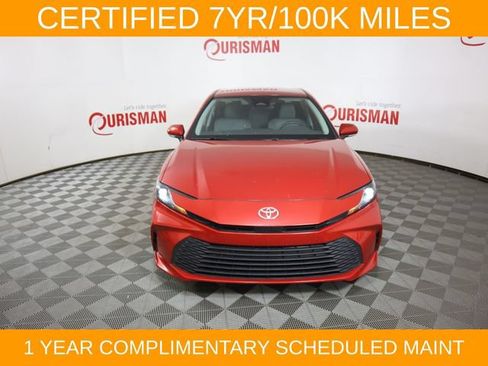 Used 2025 Toyota Camry LE FWD image 13