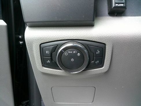 Used 2022 Ford F250 XLT w/ XLT Value Package AWD/4WD image 19