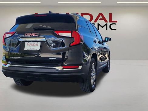 Used 2024 GMC Terrain SLT AWD/4WD image 21