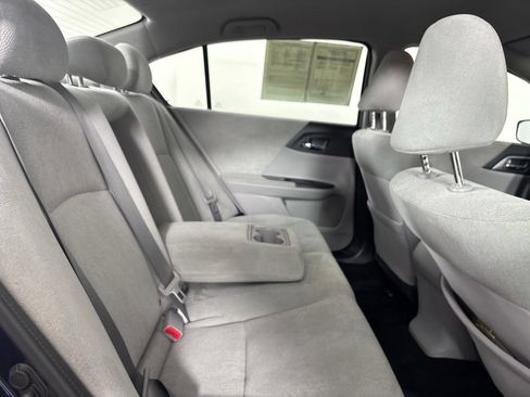 Used 2013 Honda Accord LX image 22