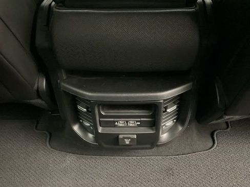 Used 2019 RAM 1500 Laramie image 30
